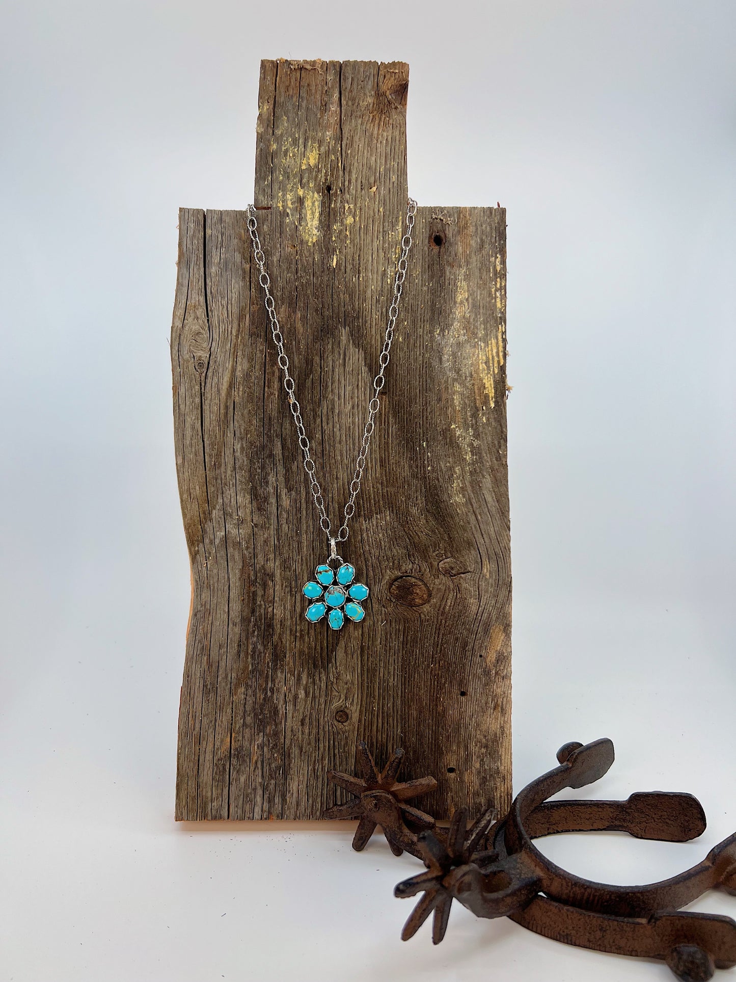Arctic Flower Necklace