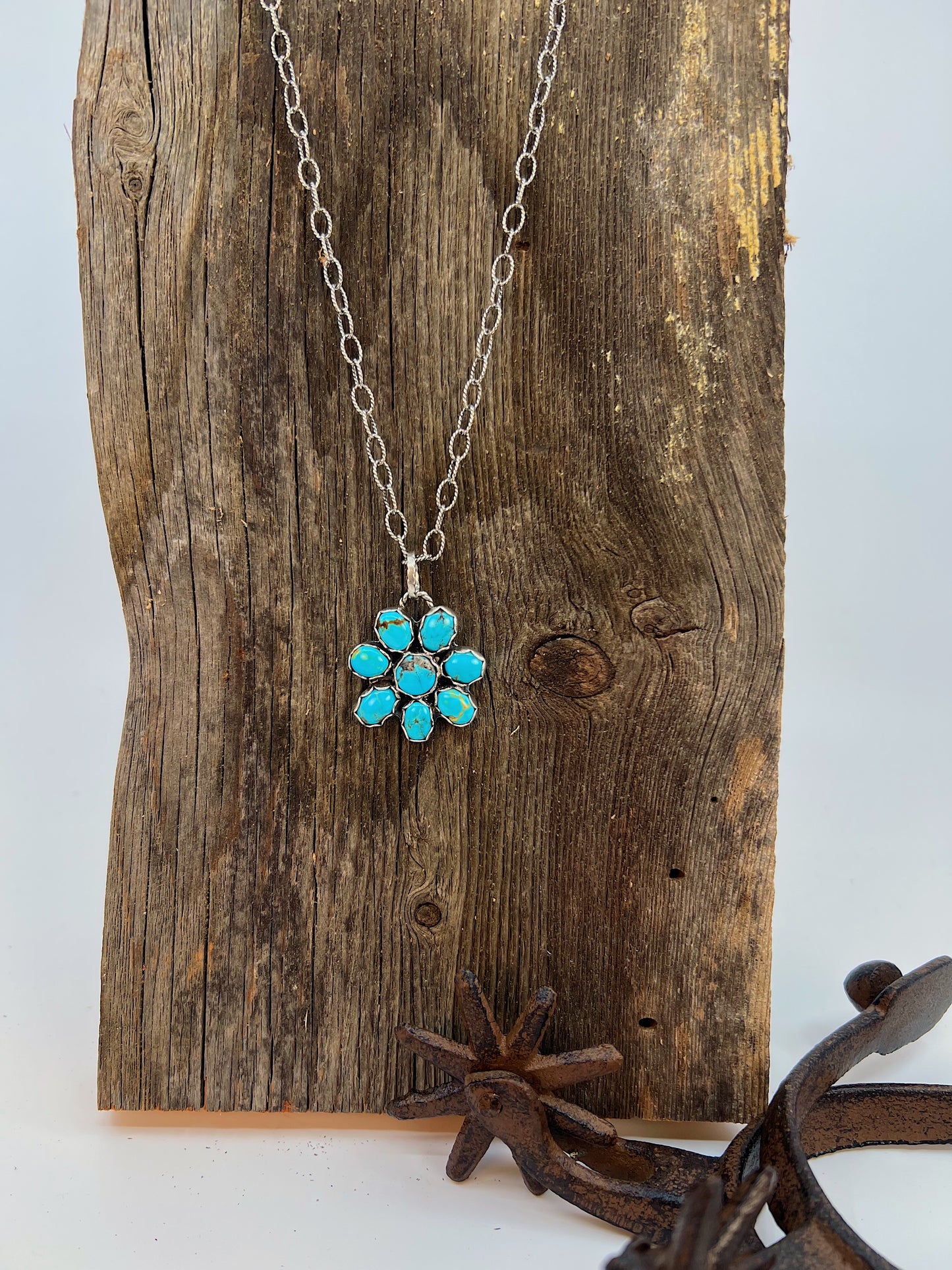 Arctic Flower Necklace